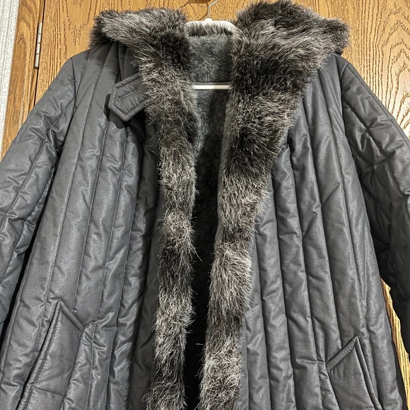 Vintage Smug Women’s Gray Quilted Hooded Faux Fur Long Winter Jacket Sz-M/L - Picture 2 of 7